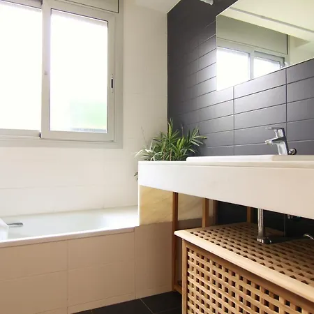 Apartment Paradise *